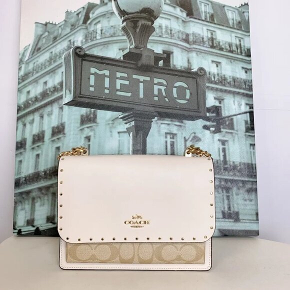 Coach 90400 Klare Crossbody In Signature - Picture 2 of 10